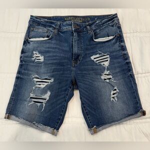 American Eagle Men's Ripped Dark Blue Jean Shorts 34